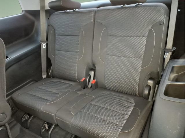 Used 2023 GMC Acadia SLE w/ Driver Convenience Package image 13