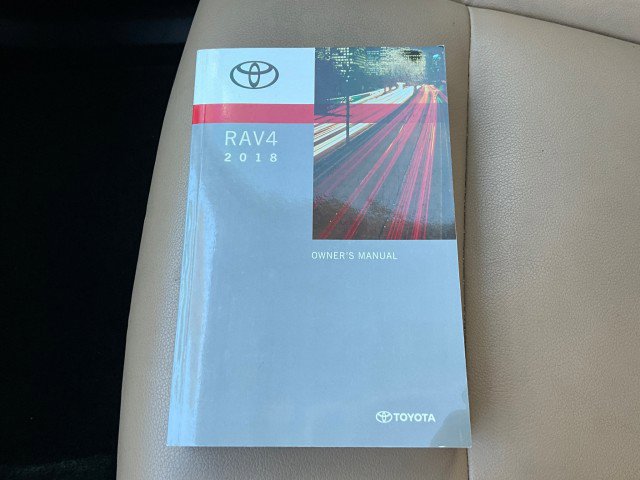Used 2018 Toyota RAV4 Limited image 38