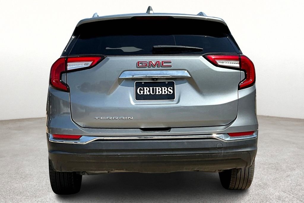 Used 2023 GMC Terrain SLT image 5