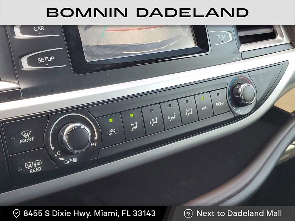 Used 2018 Toyota Highlander Plus image 24