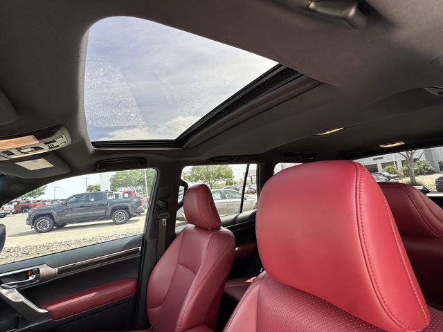 Used 2022 Lexus GX 460 Luxury w/ Sport Design Package image 28