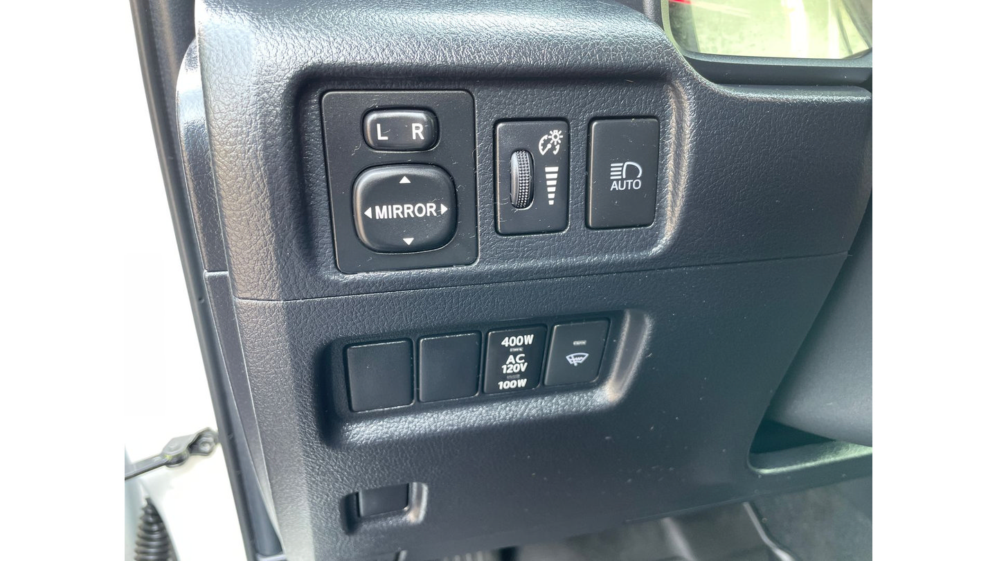 Certified 2023 Toyota 4Runner TRD Off-Road Premium w/ Moonroof Package AWD/4WD image 11