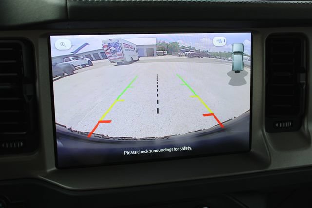Used 2025 Ford Bronco Outer Banks AWD/4WD image 18