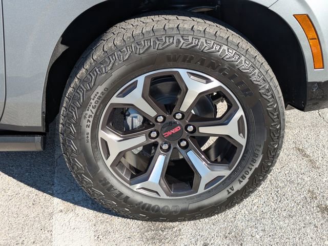 New 2026 GMC Yukon XL AT4 Ultimate w/ LPO, Illumination Package image 10