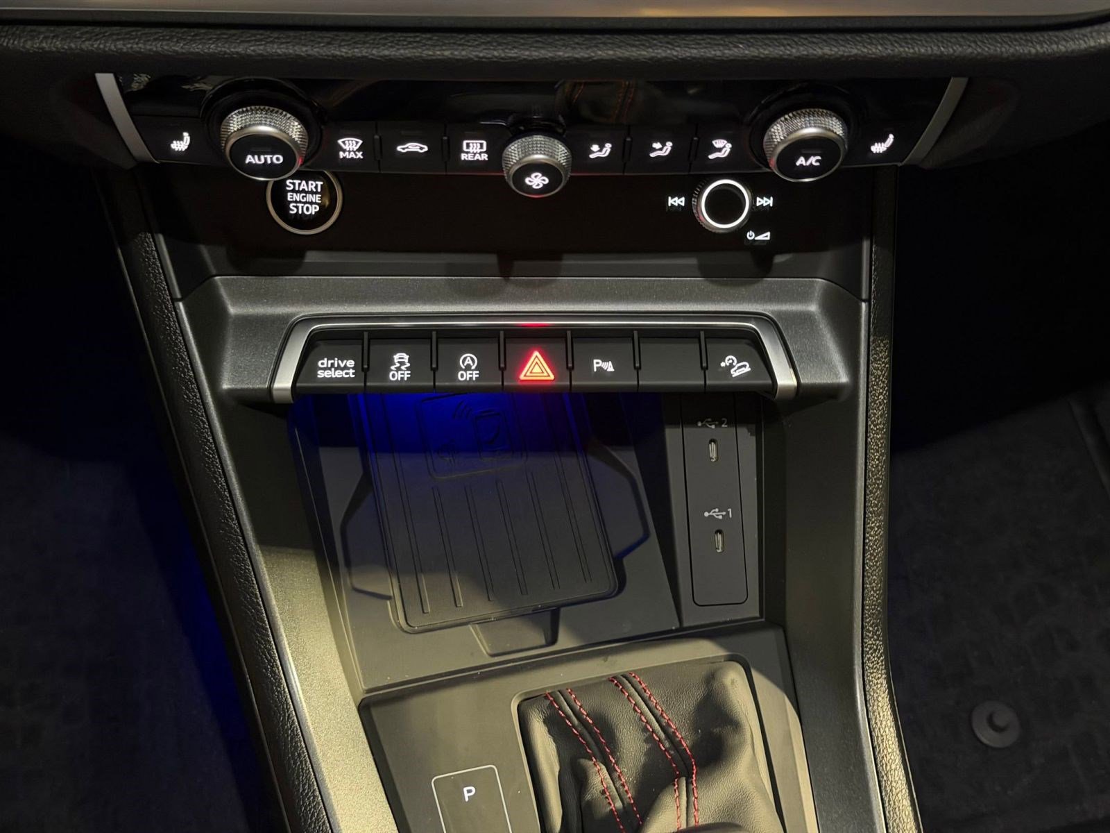 Certified 2025 Audi Q3 2.0T Premium Plus w/ Premium Plus Package image 27