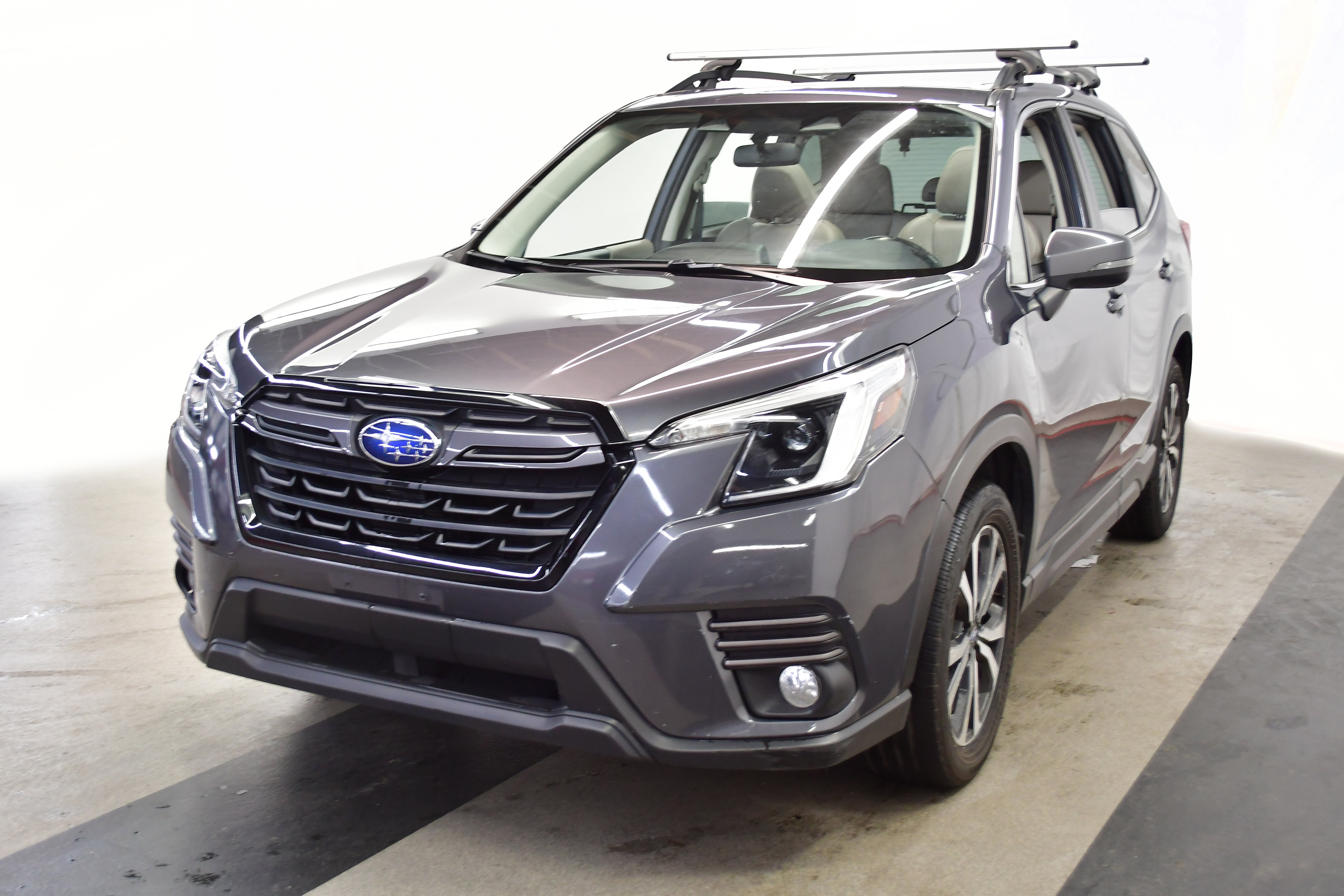 Used 2022 Subaru Forester Limited AWD/4WD image 4