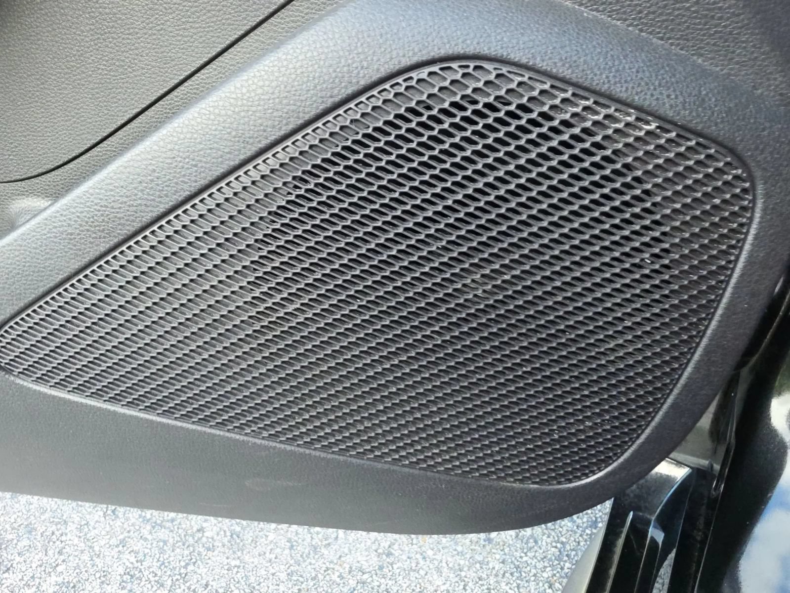 Used 2022 Toyota Corolla SE FWD image 23