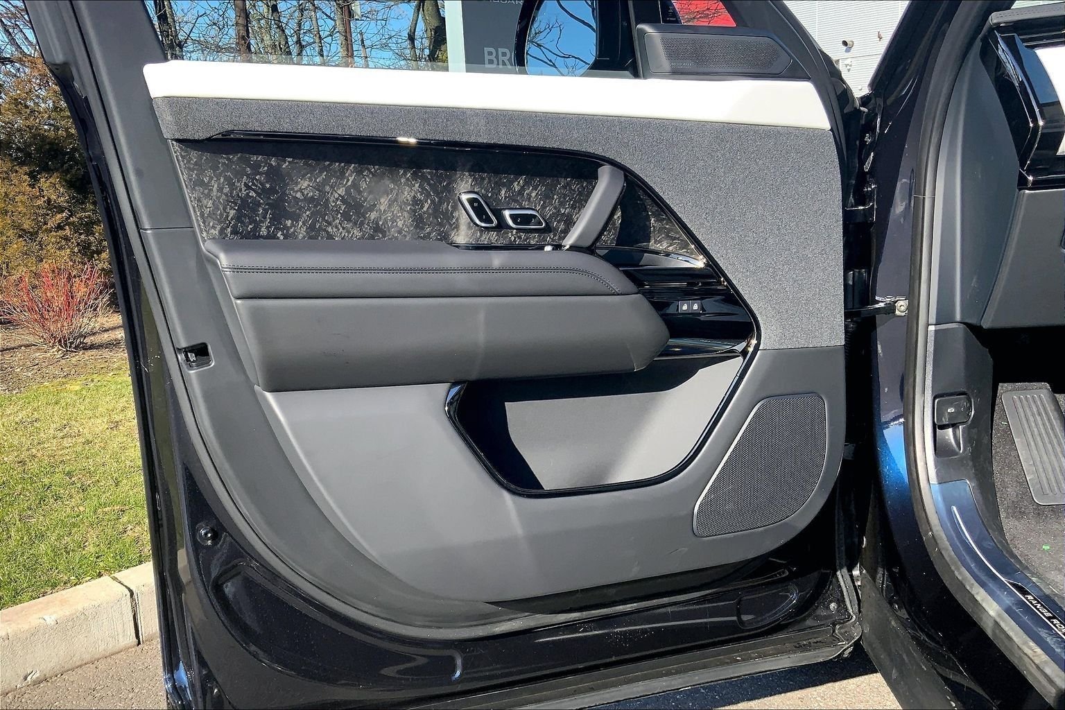 New 2026 Land Rover Range Rover Sport Dynamic SE image 10