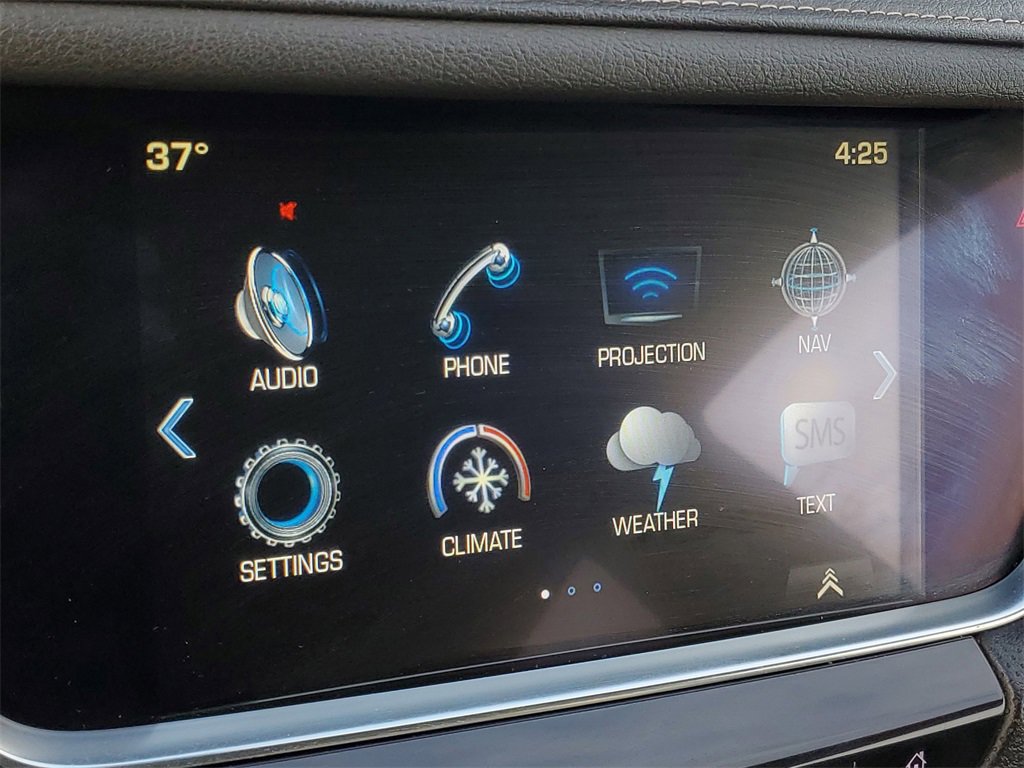 Used 2018 Cadillac XT5 Luxury w/ Driver Awareness Package image 18