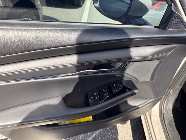 Used 2023 MAZDA MAZDA3 s FWD image 16