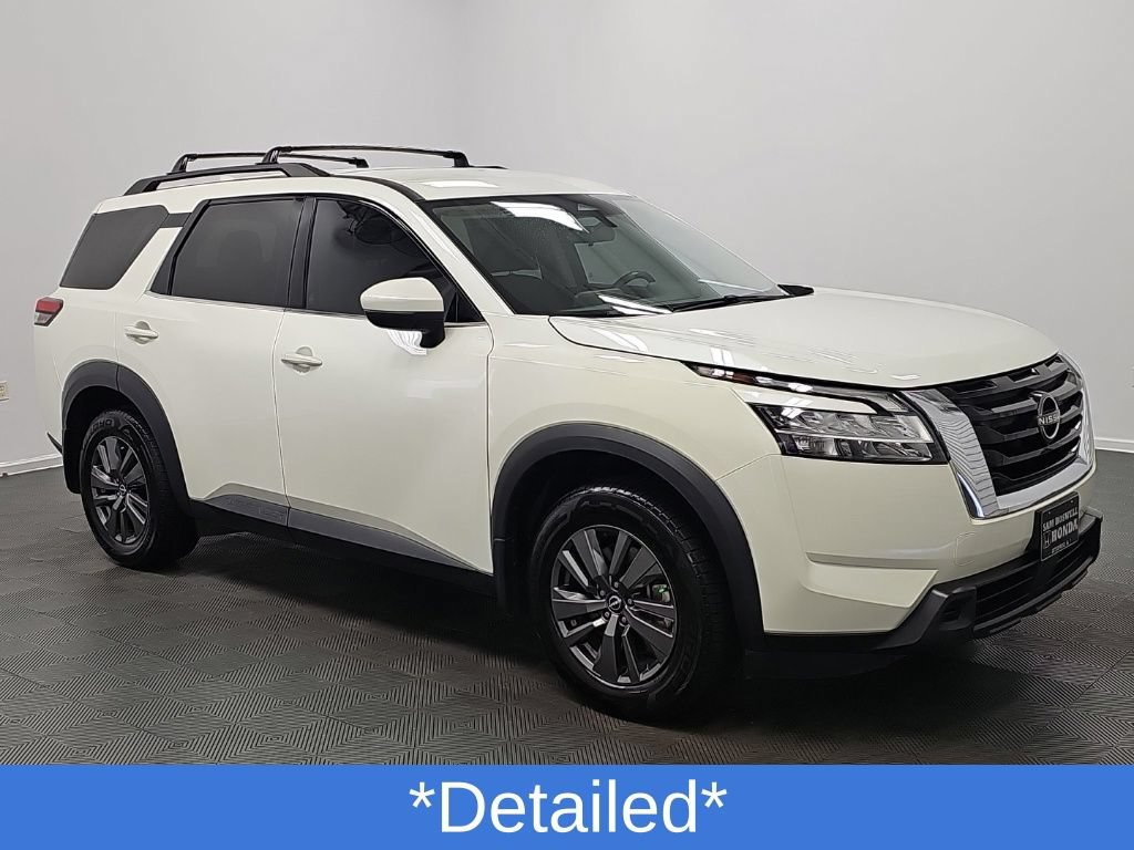 Used 2022 Nissan Pathfinder SV w/ Cargo Package FWD image 2