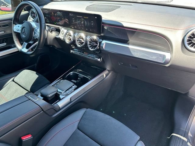 Used 2023 Mercedes-Benz EQB 300 4MATIC image 8