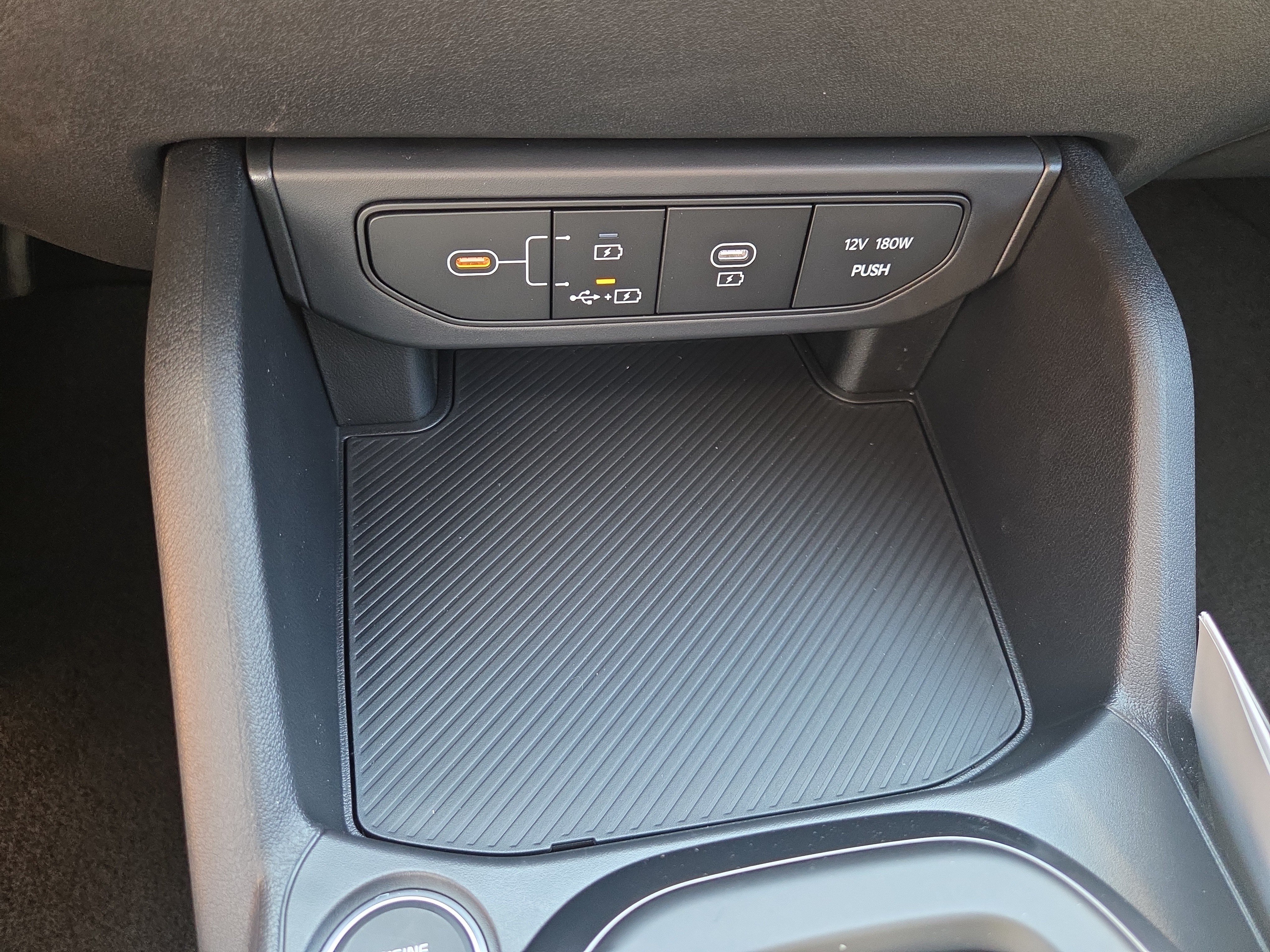 New 2026 Kia K4 FWD image 12