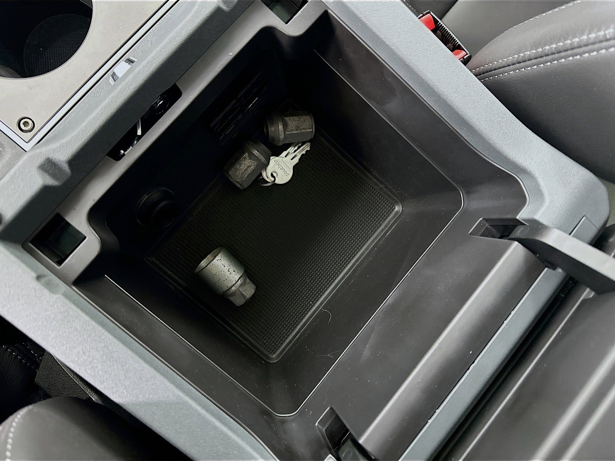 New 2024 INEOS Grenadier Fieldmaster Edition image 30