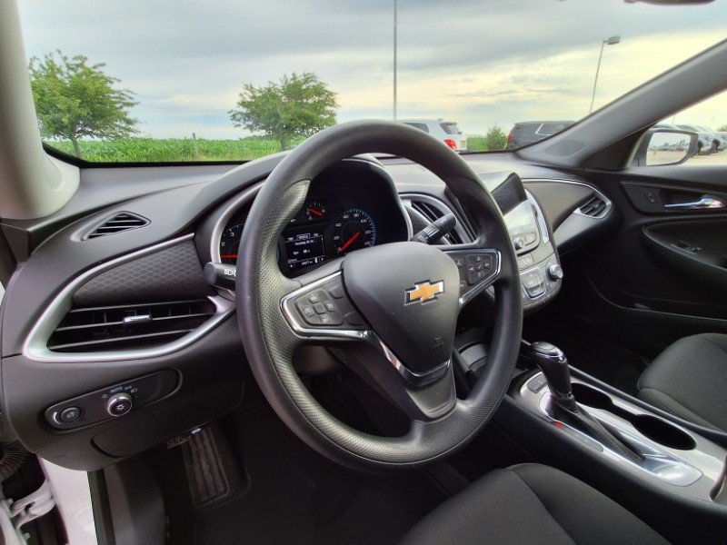 Used 2020 Chevrolet Malibu LS FWD image 10