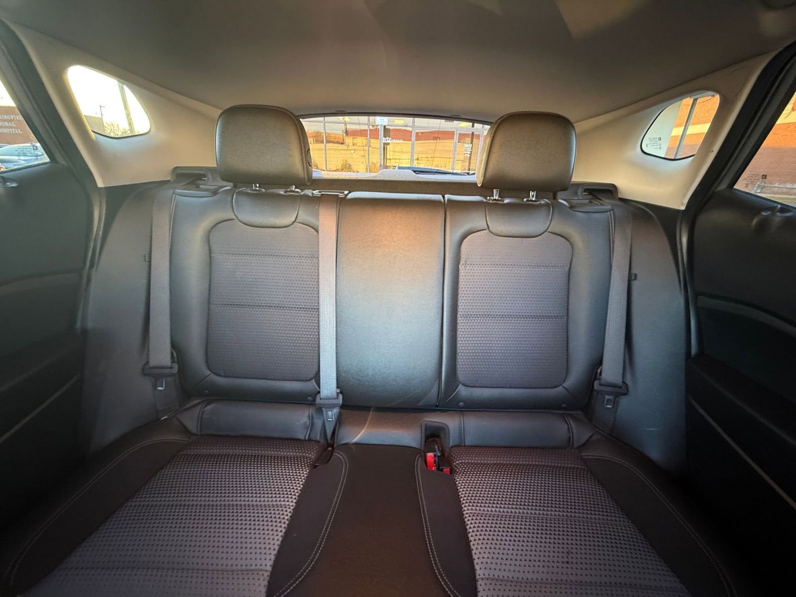 Used 2025 Chevrolet Trax LT image 37