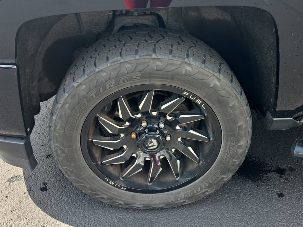 Used 2017 Chevrolet Silverado 1500 Custom w/ Rally 1 Edition AWD/4WD image 9