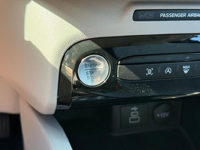 Used 2024 Ford Escape Active w/ Tech Pack #1 AWD/4WD image 23