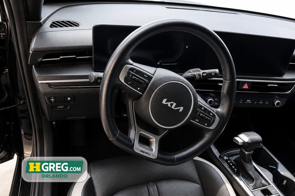 Used 2025 Kia K5 GT-Line AWD/4WD image 11