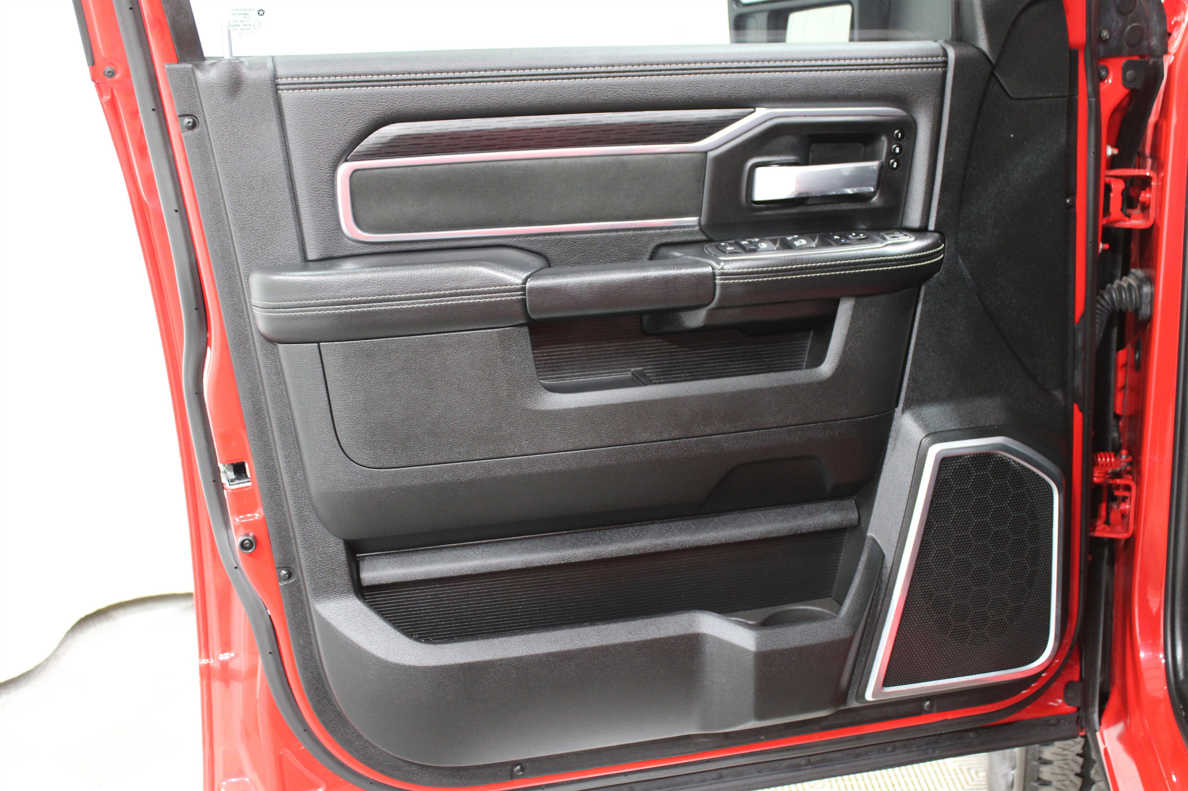 Used 2024 RAM 2500 Laramie w/ Night Edition image 6