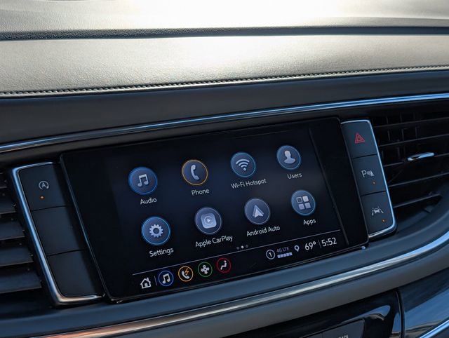Used 2024 Buick Enclave Essence w/ Sport Touring Edition FWD image 21