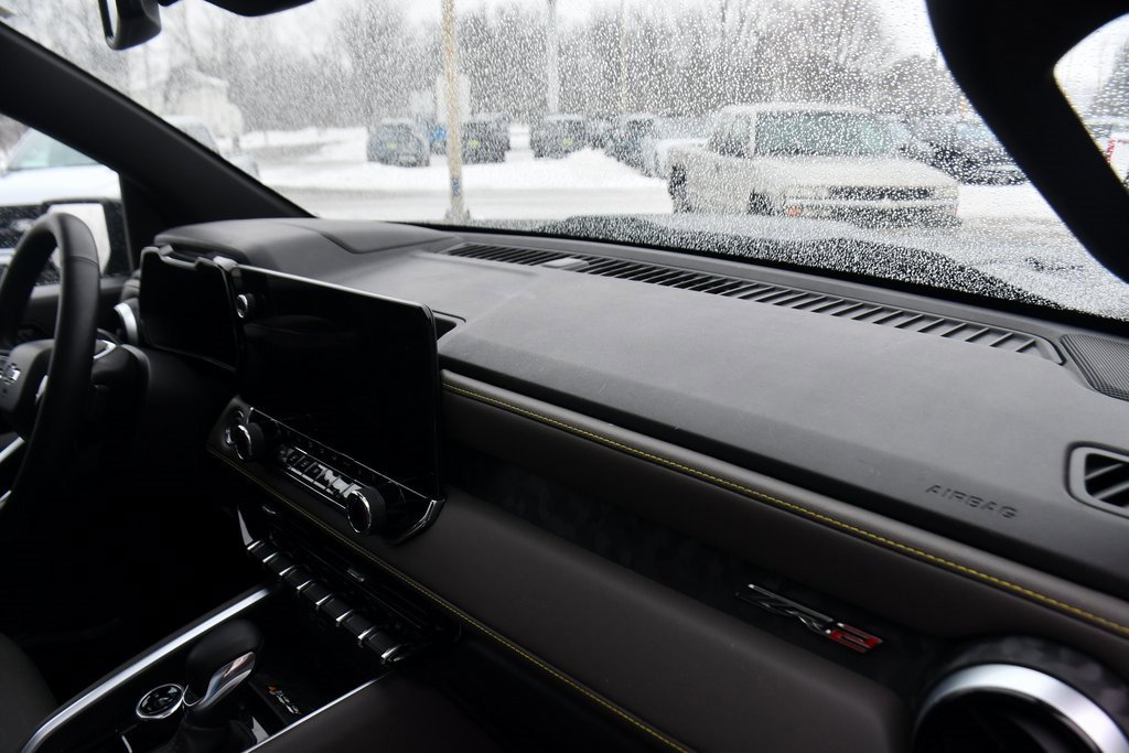 Used 2025 Chevrolet Colorado ZR2 image 15