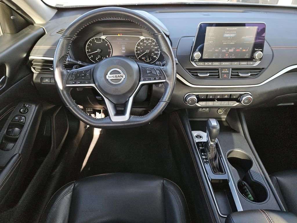 Used 2022 Nissan Altima 2.0 SR image 10