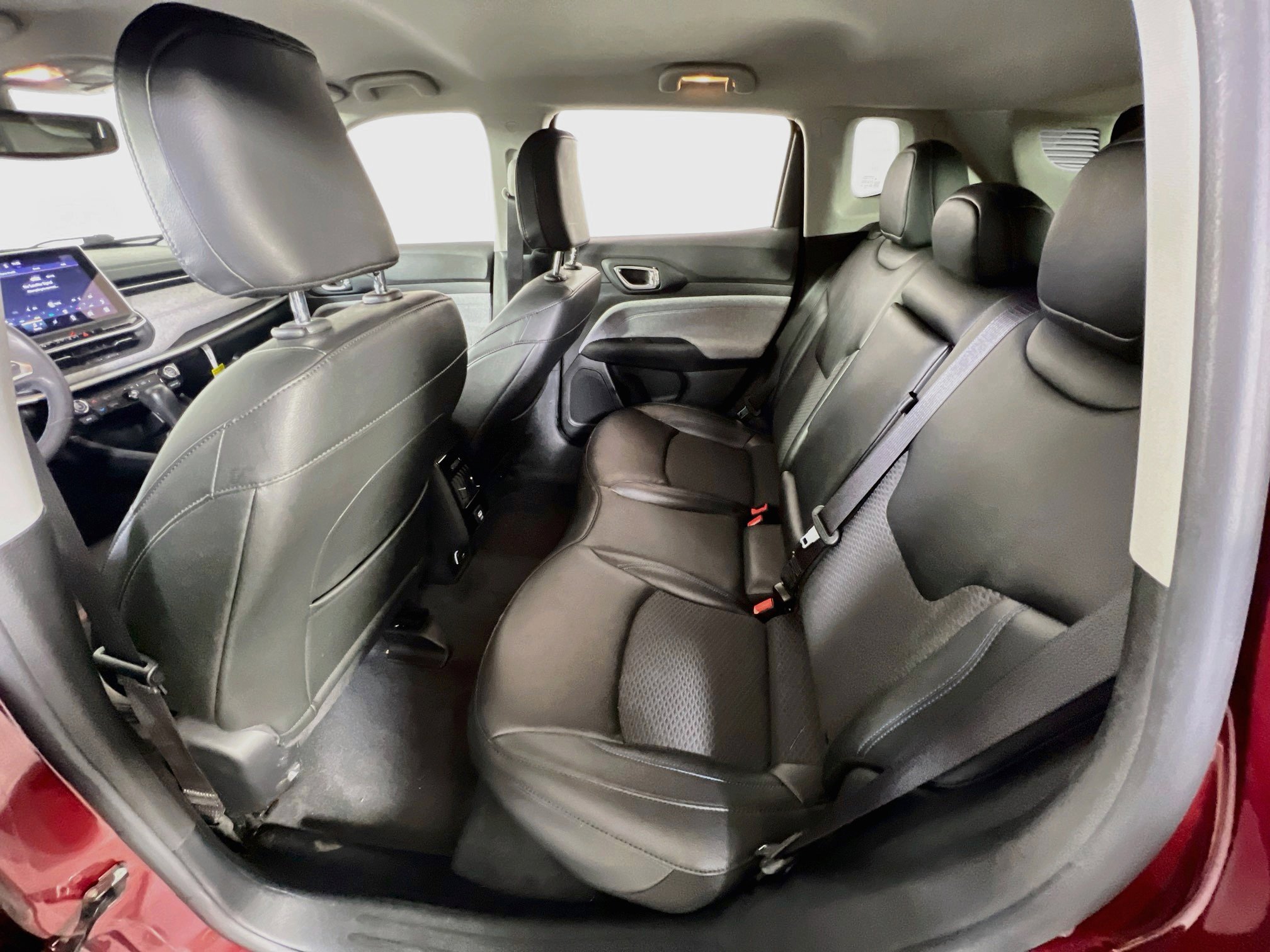 Used 2022 Jeep Compass Latitude AWD/4WD image 22