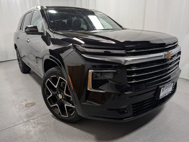 New 2026 Chevrolet Traverse High Country image 2