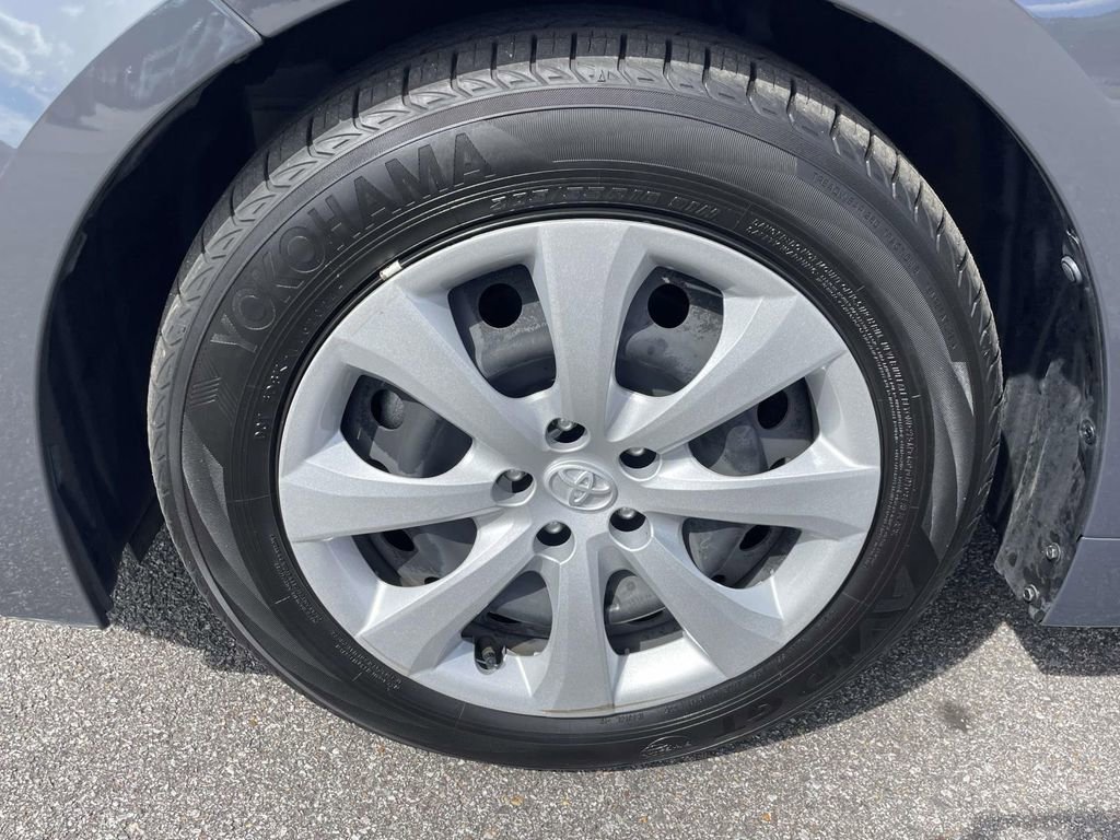 Used 2024 Toyota Corolla LE image 8
