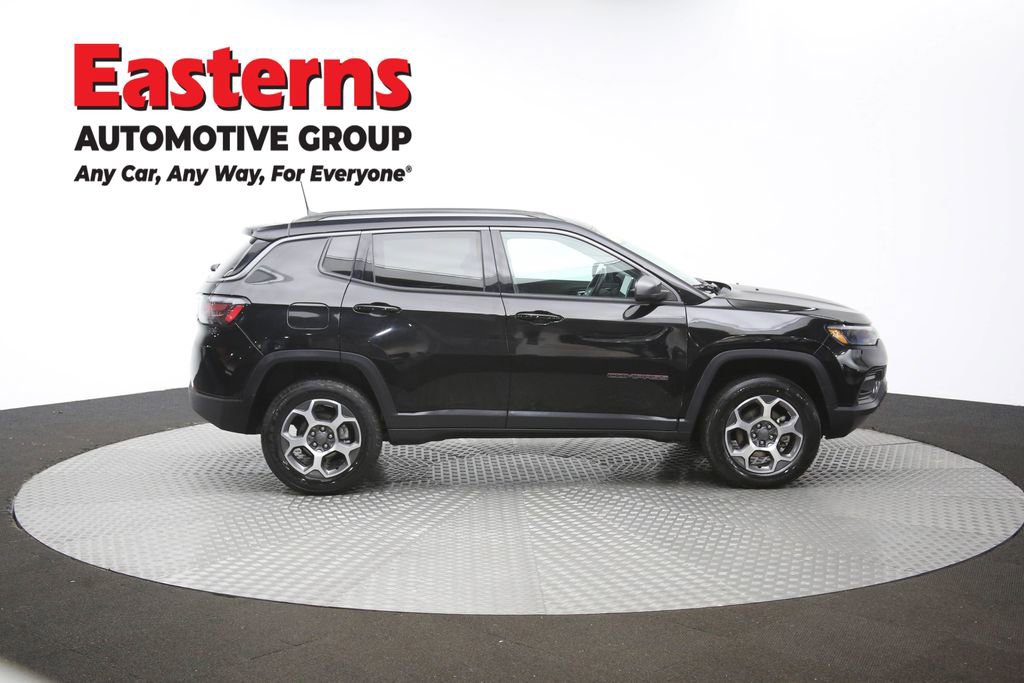Used 2022 Jeep Compass Trailhawk w/ Trailhawk Elite Group image 48