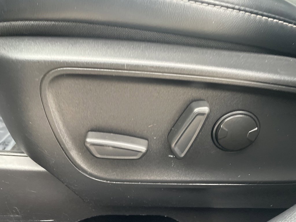 Used 2023 Ford Escape Platinum image 21