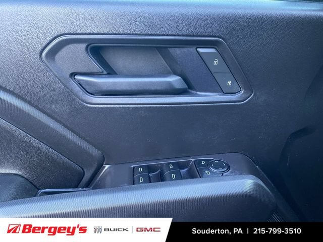 Used 2025 Chevrolet Colorado W/T w/ WT Custom Package AWD/4WD image 27