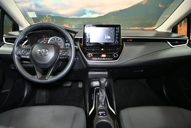 Used 2020 Toyota Corolla LE w/ LE Premium Package FWD image 54