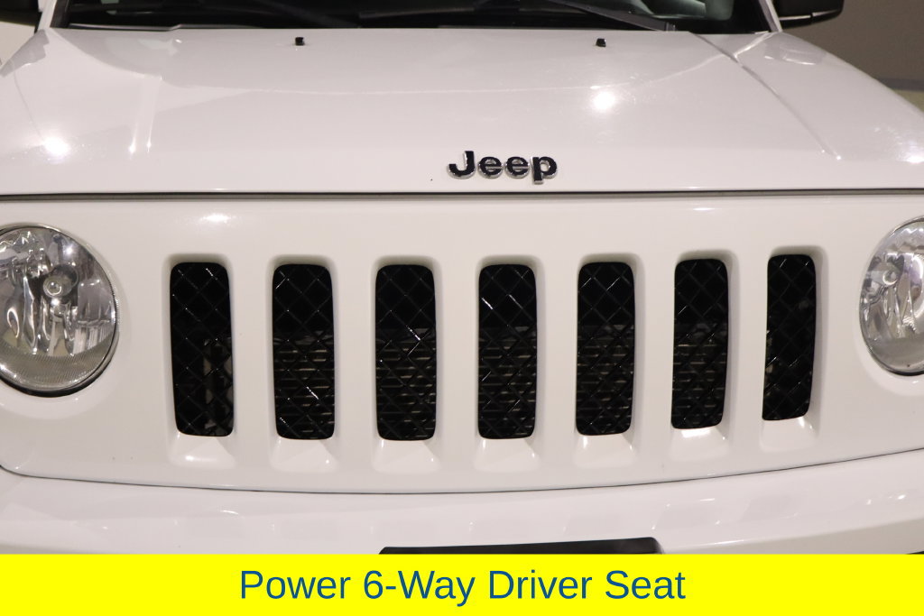 Used 2016 Jeep Patriot High Altitude FWD image 16