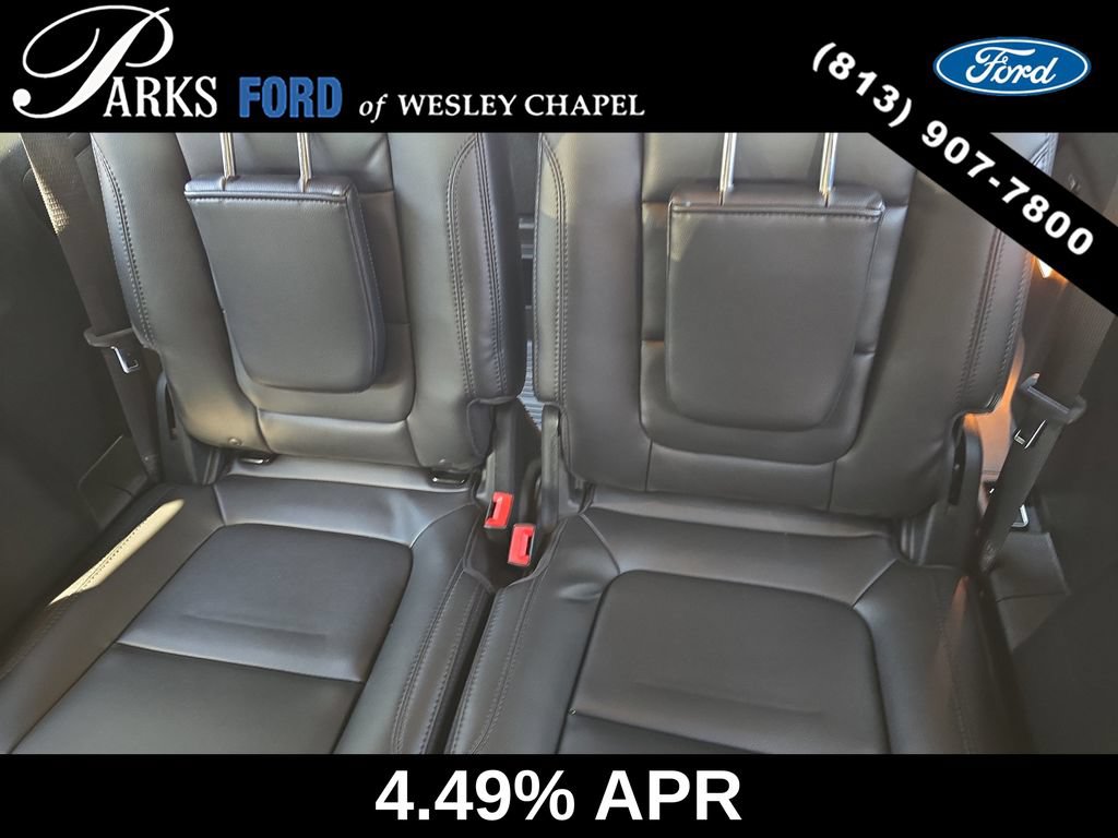 Certified 2018 Ford Explorer XLT w/ Equipment Group 202A AWD/4WD image 17