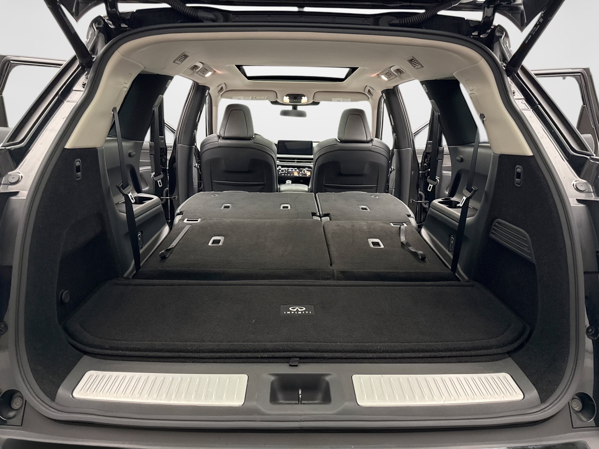 Used 2023 INFINITI QX60 Luxe w/ Cargo Package AWD/4WD image 18