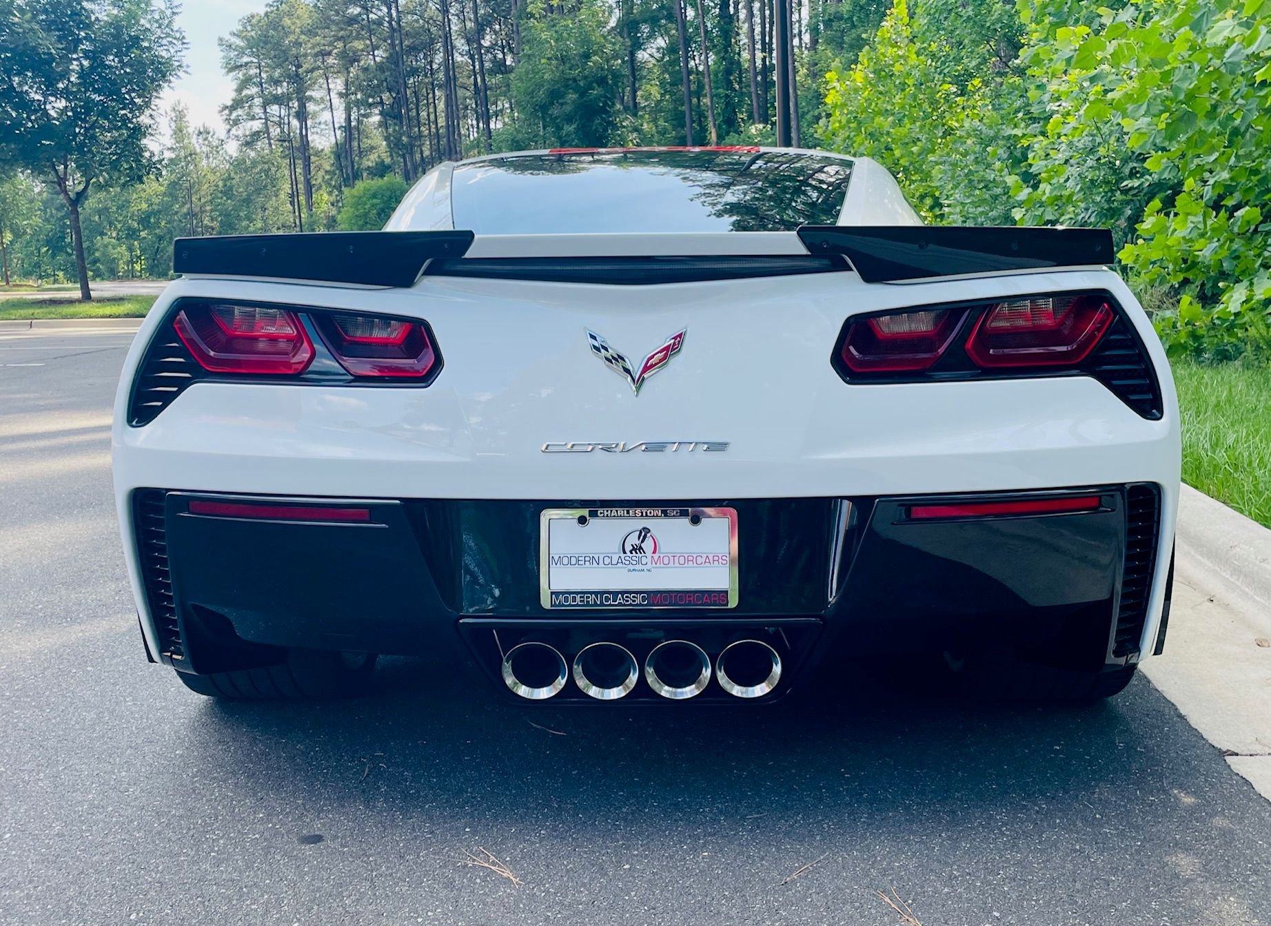 Used 2017 Chevrolet Corvette Grand Sport w/ Z07 Performance Package RWD image 19