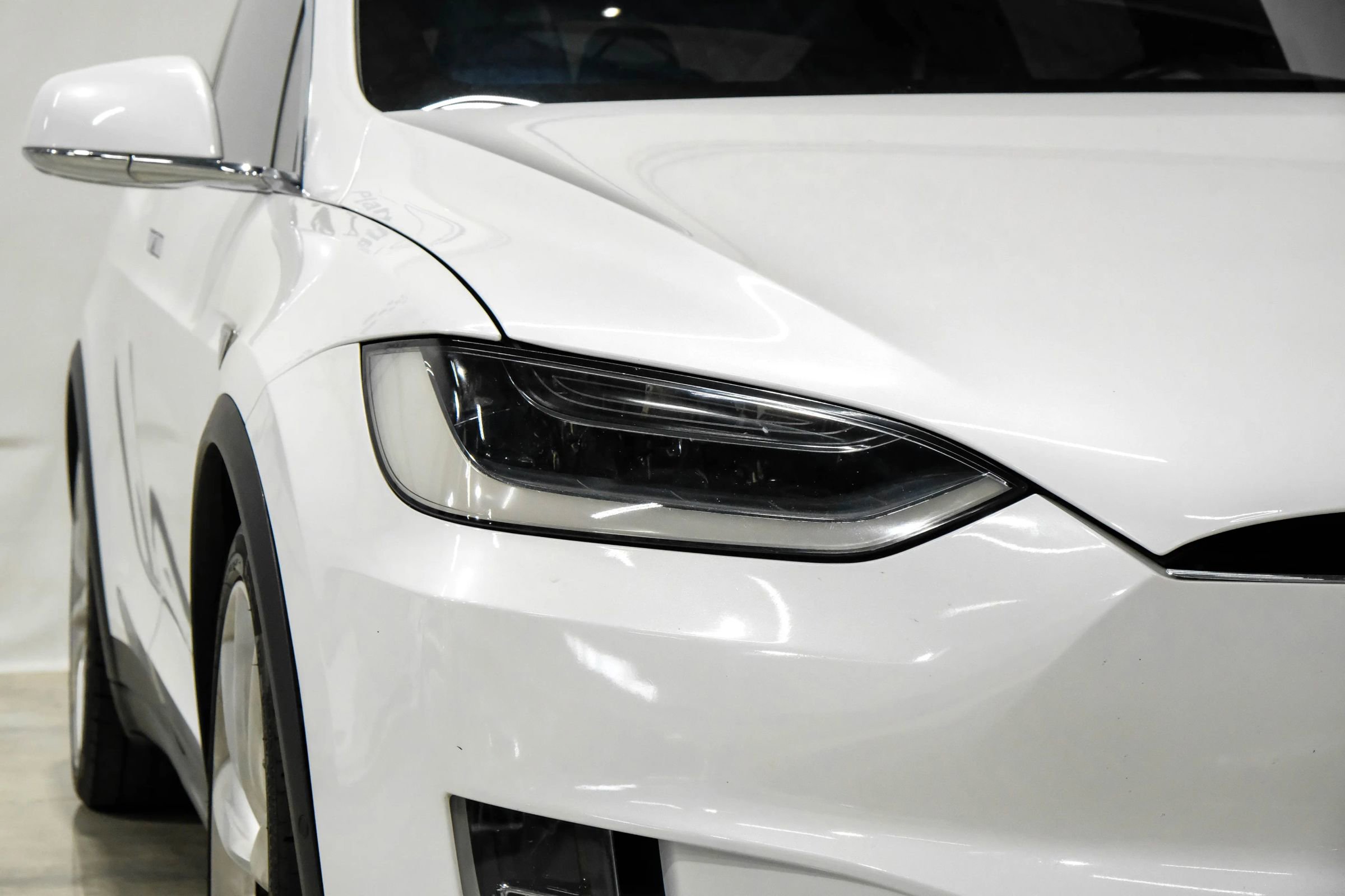 Used 2016 Tesla Model X P90D image 44