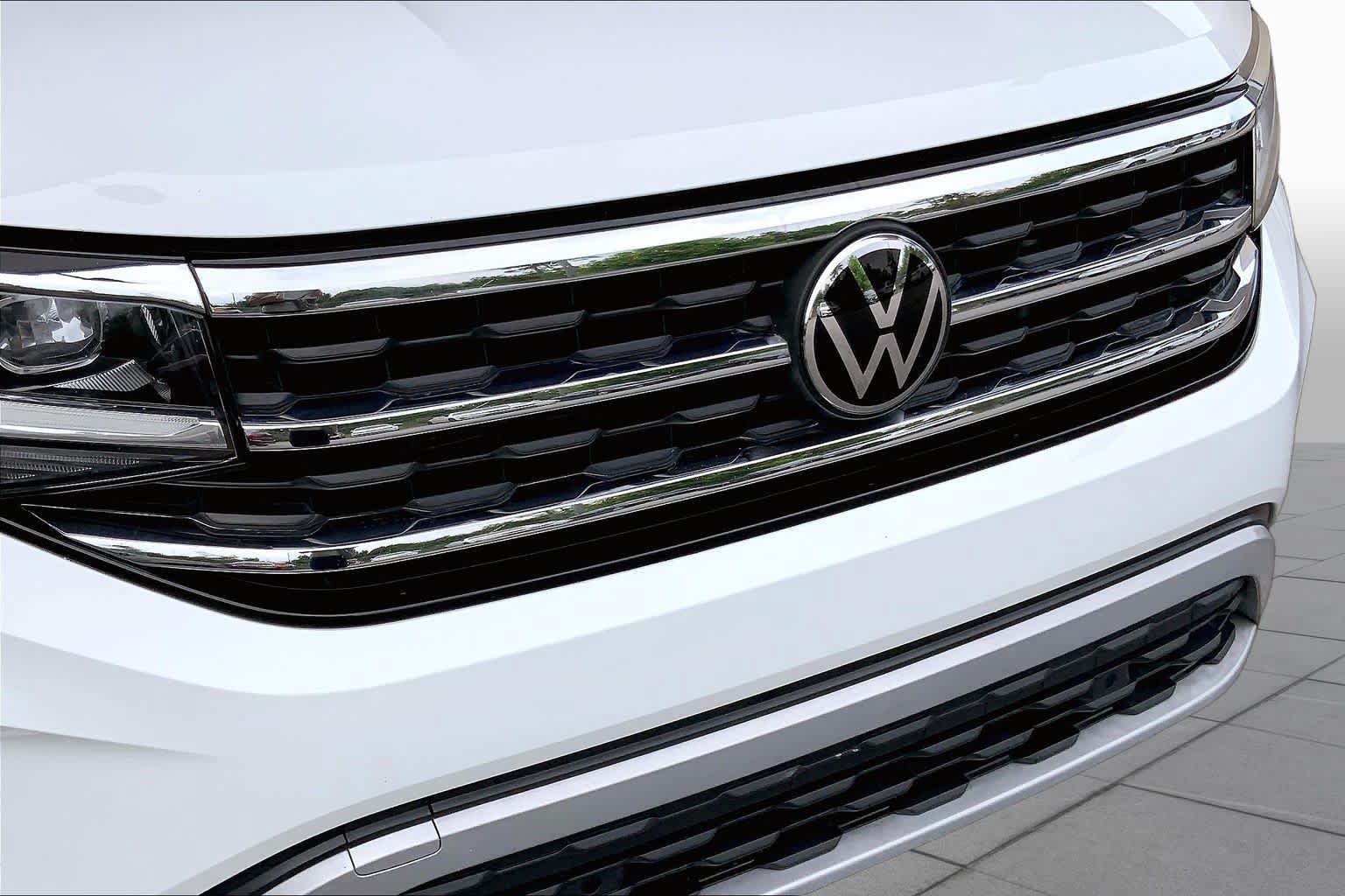 Used 2023 Volkswagen Atlas SE w/ Panoramic Sunroof Package FWD image 30