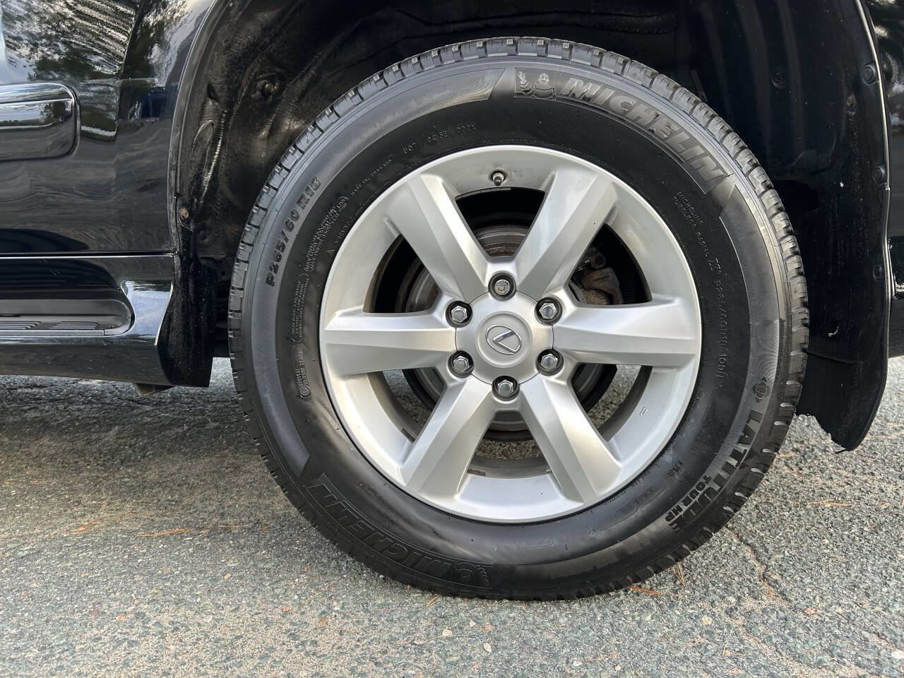 Used 2018 Lexus GX 460 image 41