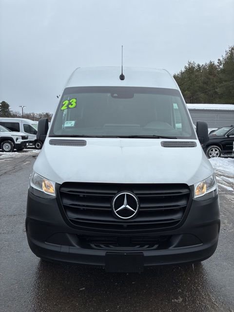 Used 2023 Mercedes-Benz Sprinter 2500 image 2