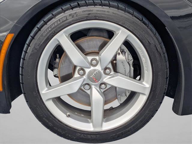 Used 2014 Chevrolet Corvette Stingray Convertible RWD image 24