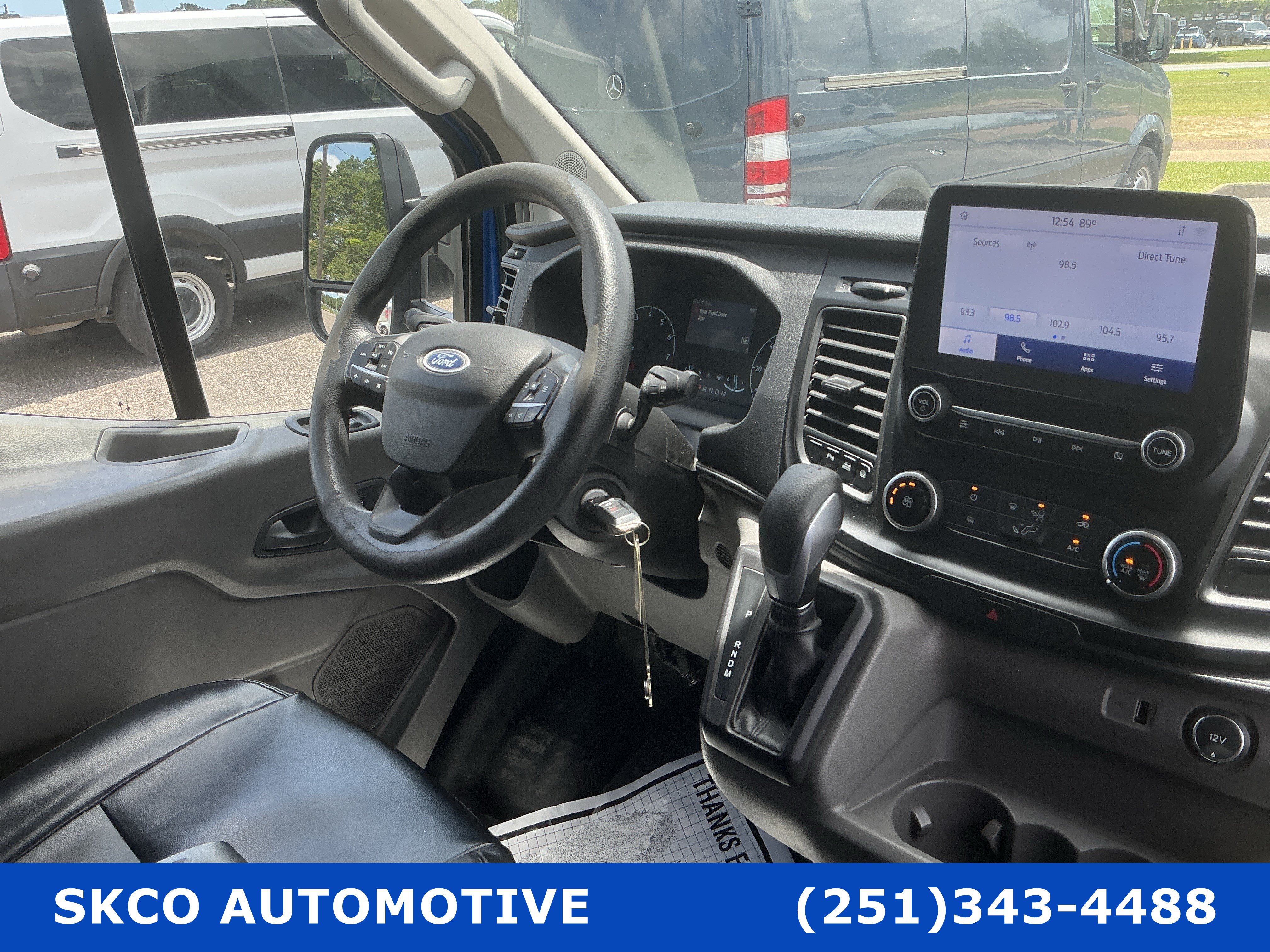 Used 2020 Ford Transit 250 Low Roof RWD image 15