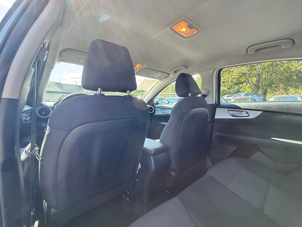 Used 2023 Kia Forte LXS image 13