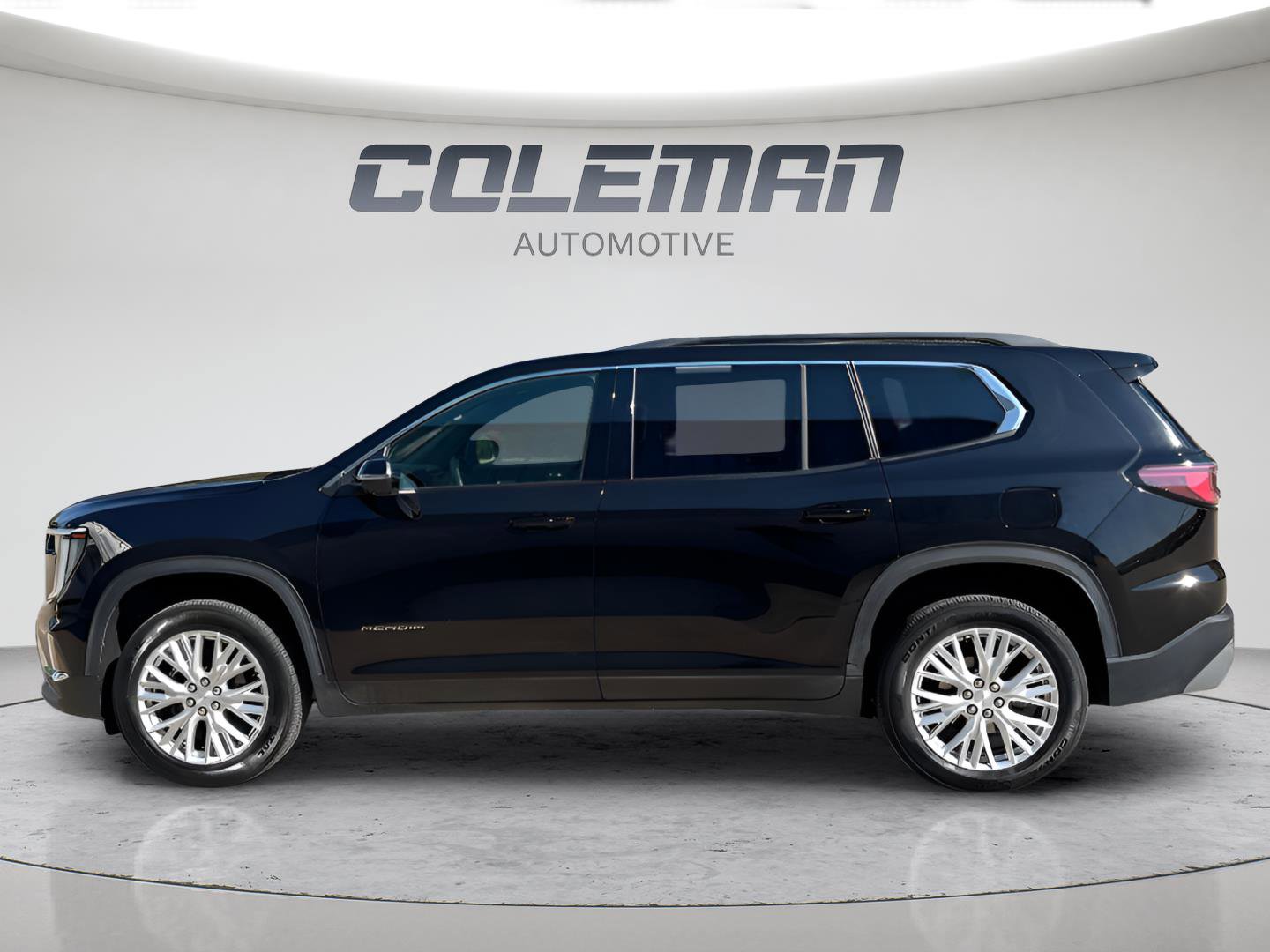 Used 2024 GMC Acadia Elevation image 2