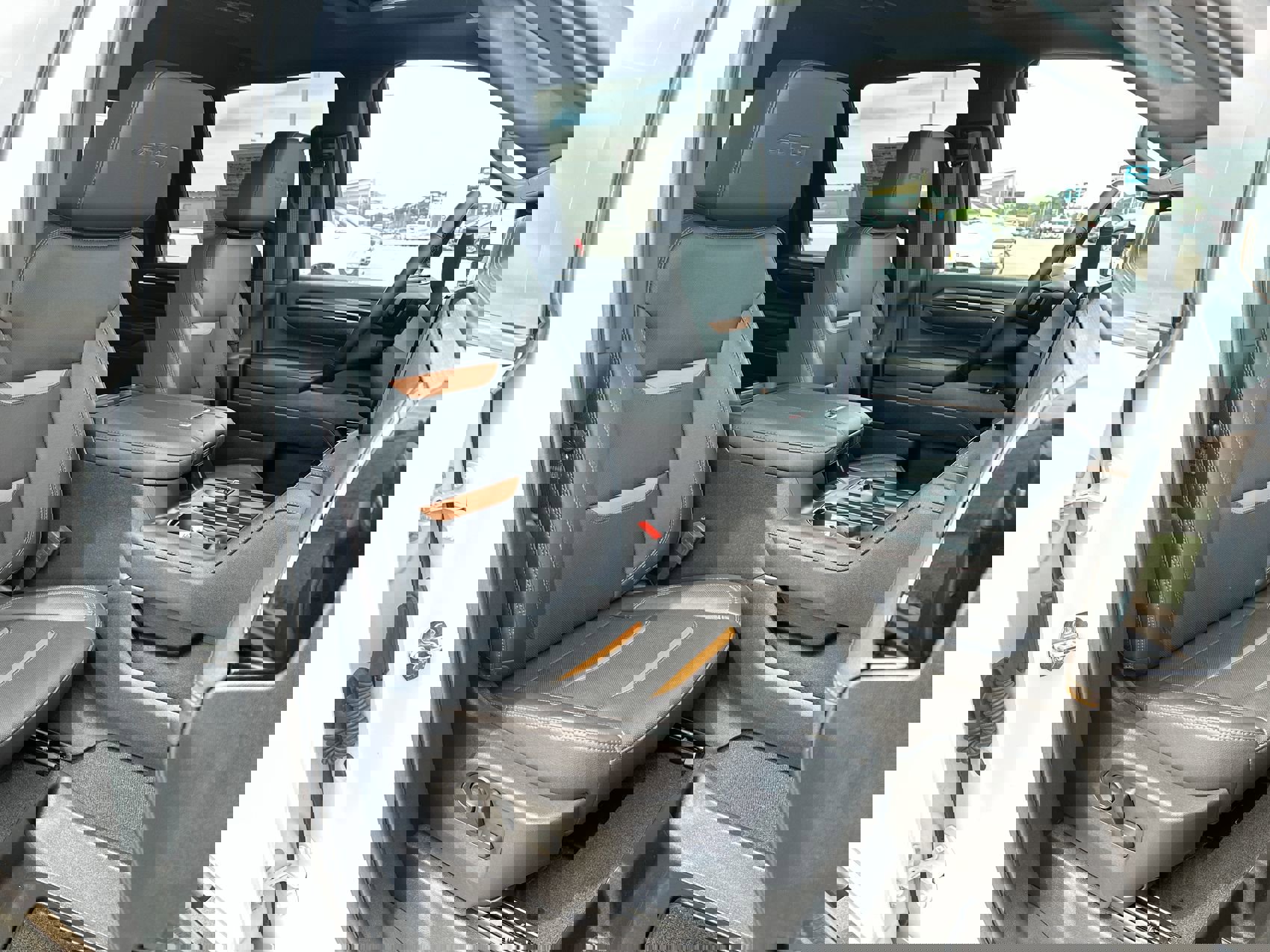 Used 2024 GMC Sierra 2500 AT4 w/ AT4 Premium Plus Package image 26