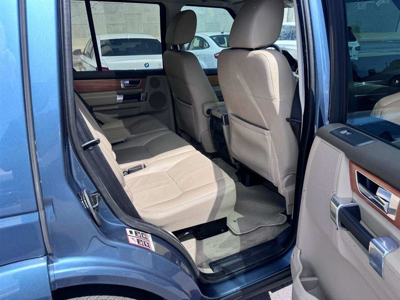 Used 2012 Land Rover LR4 AWD/4WD image 55