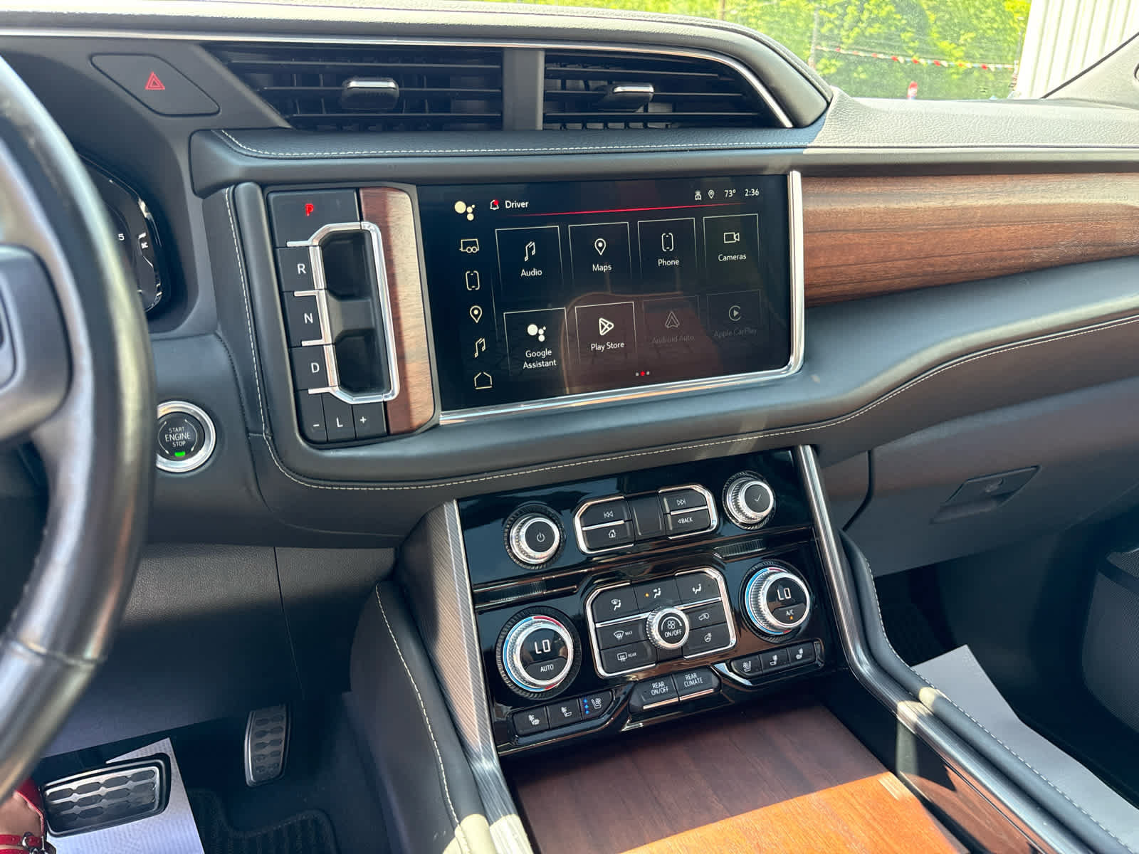 Used 2023 GMC Yukon XL Denali Ultimate AWD/4WD image 19