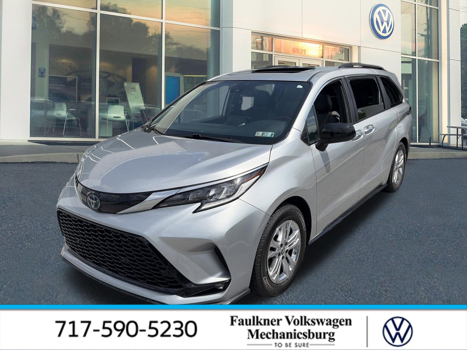 Used 2022 Toyota Sienna XSE AWD/4WD video 1
